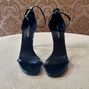 YSL - Saint Laurent - Jane Black Patent Leather Heeled Sandals - 40